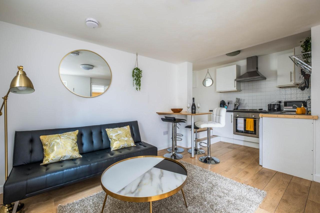 ברייטון Cosy Flat In Free Parking Area, Next To Bus Stop מראה חיצוני תמונה