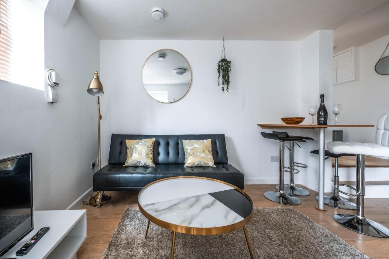 ברייטון Cosy Flat In Free Parking Area, Next To Bus Stop מראה חיצוני תמונה